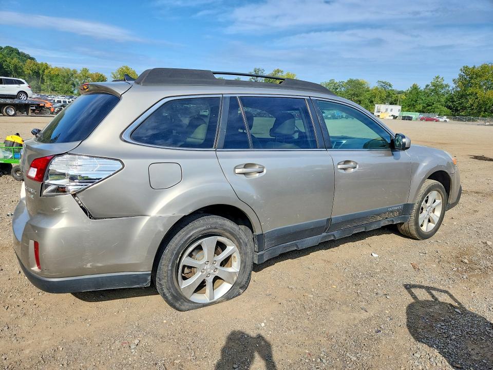 Снимка 3 от търг – 2014 SUBARU OUTBACK с VIN 4S4BRBMC0E3275934