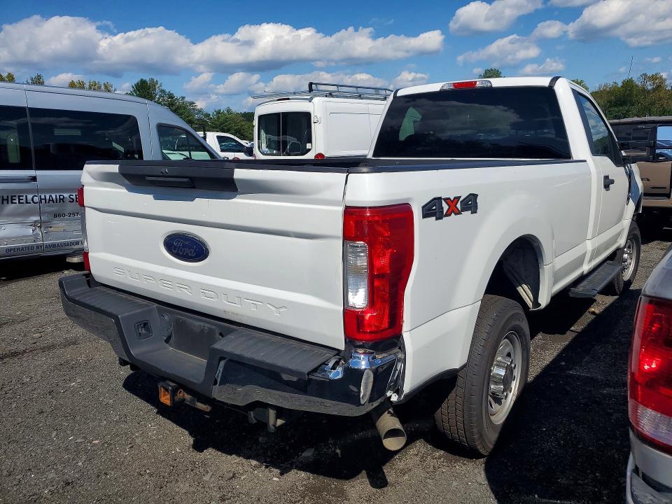 Photo 3 from auction – 2019 FORD F250 with VIN 1FTBF2B60KEG62672