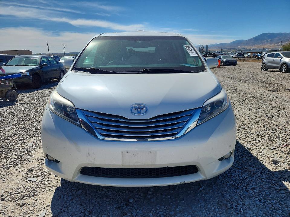 Photo 5 from auction – 2016 TOYOTA SIENNA with VIN 5TDYK3DC0GS697129