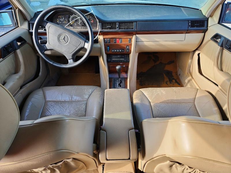Photo 8 from auction – 1994 MERCEDES-BENZ E with VIN WDBEA32E3RC128823