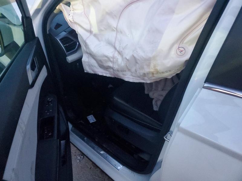 Снимка 8 от търг – 2025 VOLKSWAGEN TAOS с VIN 3VV4C7B23SM010247