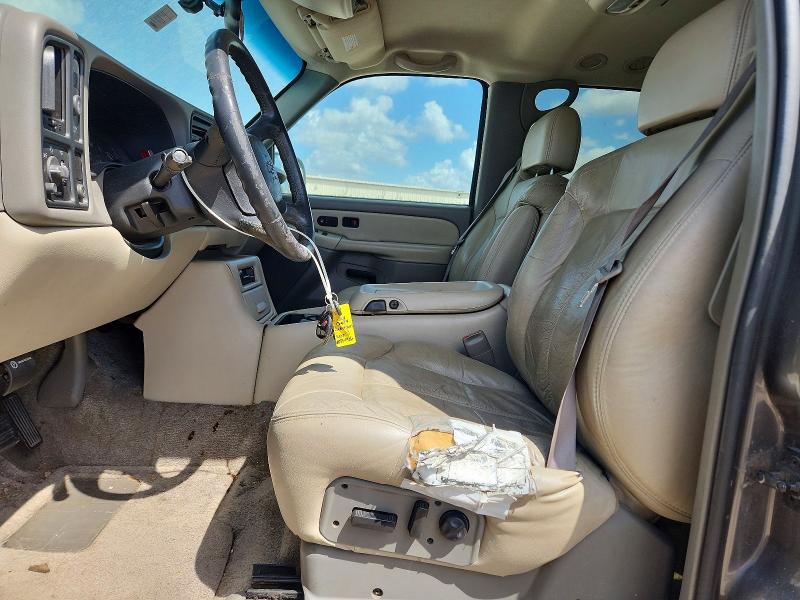 Photo 7 from auction – 2001 CHEVROLET SUBURBAN with VIN 3GNEC16T71G136408