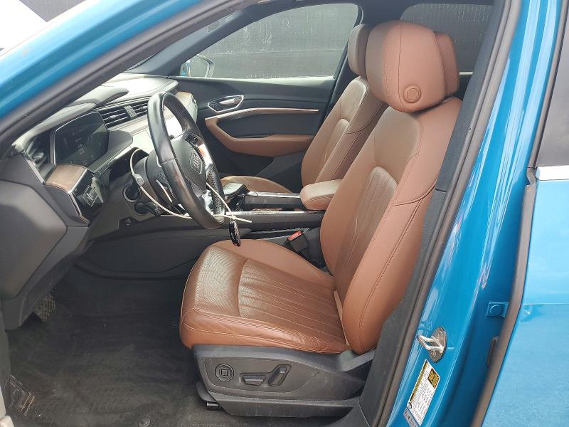 Photo 7 from auction – 2019 AUDI E-TRON with VIN WA1LABGE3KB012765