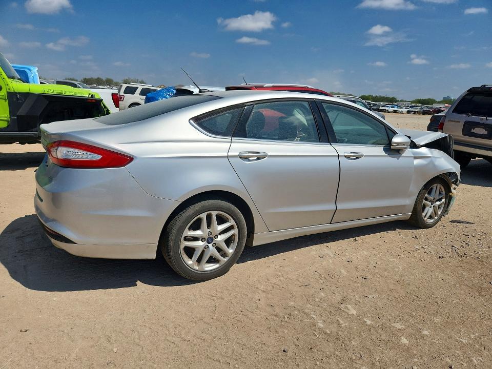 Photo 3 from auction – 2015 FORD FUSION with VIN 1FA6P0H71F5104022