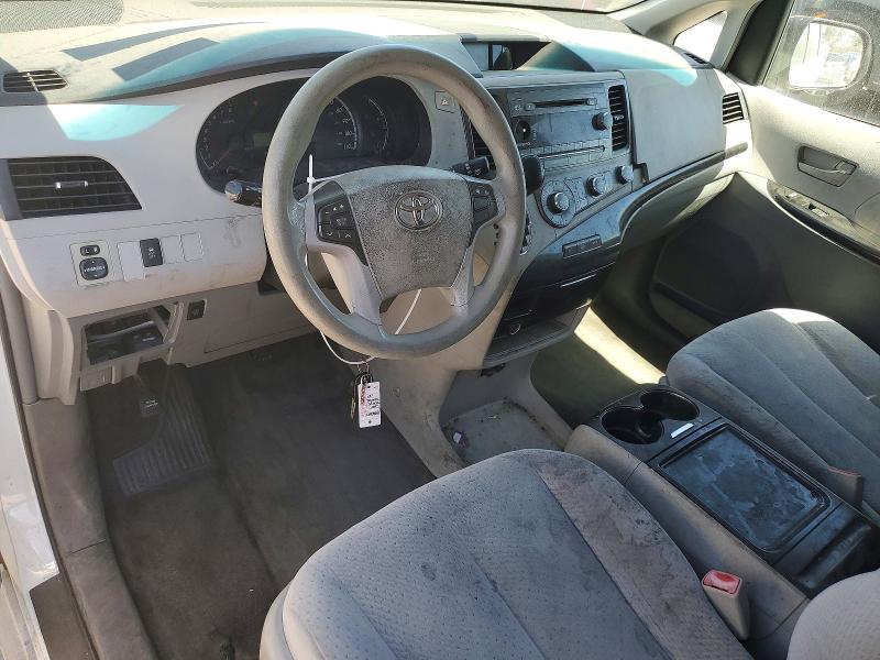 Photo 8 from auction – 2012 TOYOTA SIENNA with VIN 5TDKK3DCXCS229568