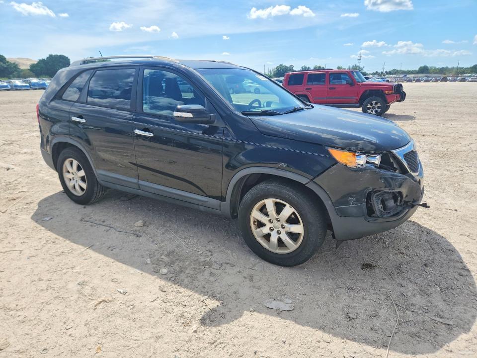 Photo 4 from auction – 2013 KIA SORENTO with VIN 5XYKT3A61DG328936