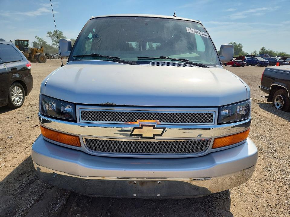 Photo 5 from auction – 2012 CHEVROLET EXPRESS G1500 with VIN 1GBSGDC47C1107009