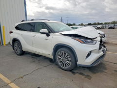 Foto 4 de la subasta – 2021 TOYOTA HIGHLANDER con VIN 5TDEBRCH3MS055938