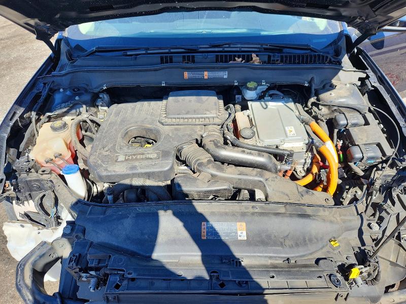Photo 11 from auction – 2020 FORD FUSION with VIN 3FA6P0LU6LR114082