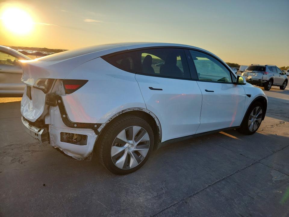 صورة رقم 3 من المزاد - 2024 TESLA MODEL Y مع VIN 7SAYGDEE4RA264928