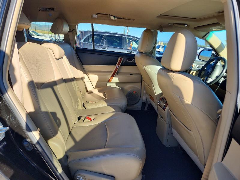 Photo 11 from auction – 2012 TOYOTA HIGHLANDER with VIN 5TDDK3EH8CS125812