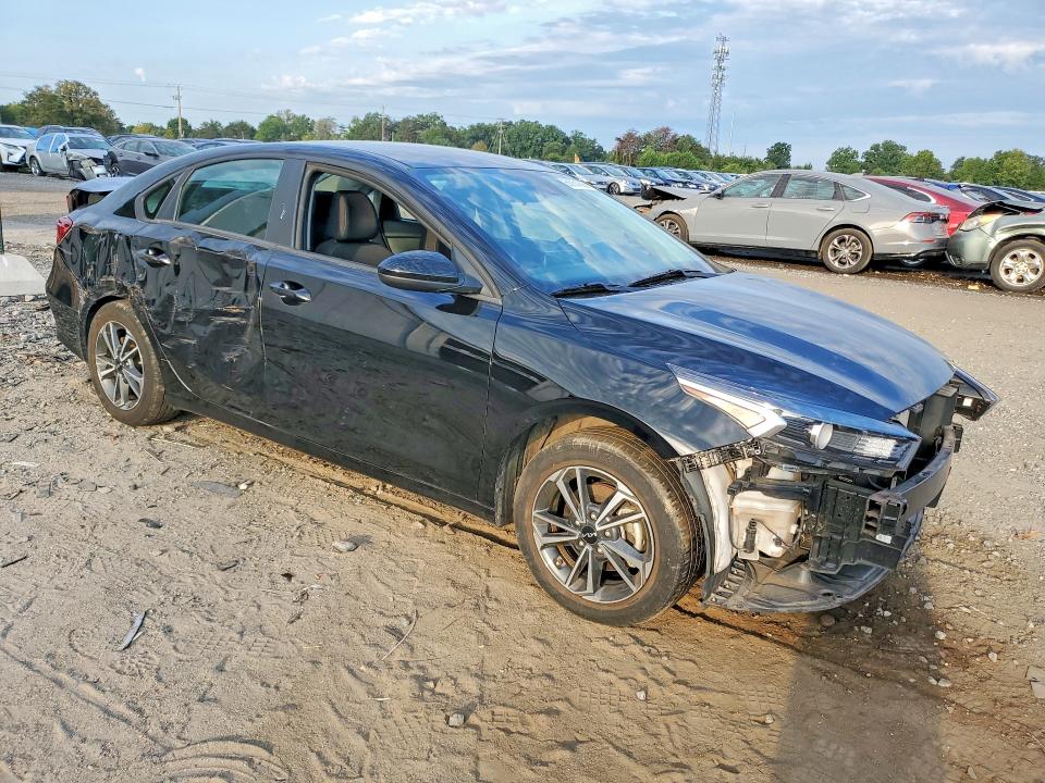 صورة رقم 4 من المزاد - 2023 KIA FORTE مع VIN 3KPF24AD7PE596027