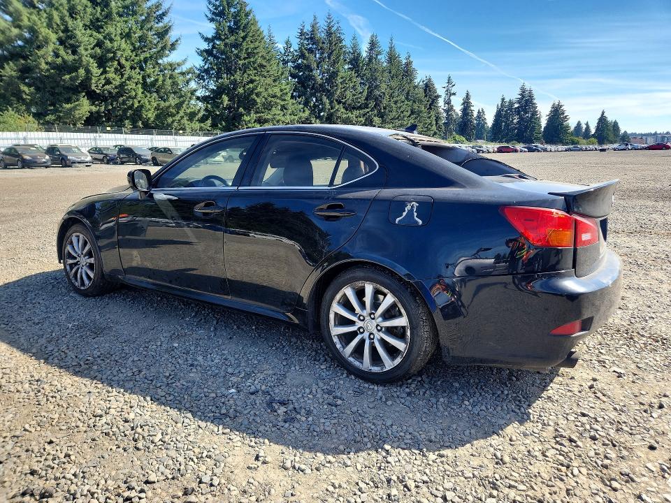 Photo 2 from auction – 2007 LEXUS IS with VIN JTHCK262872017864