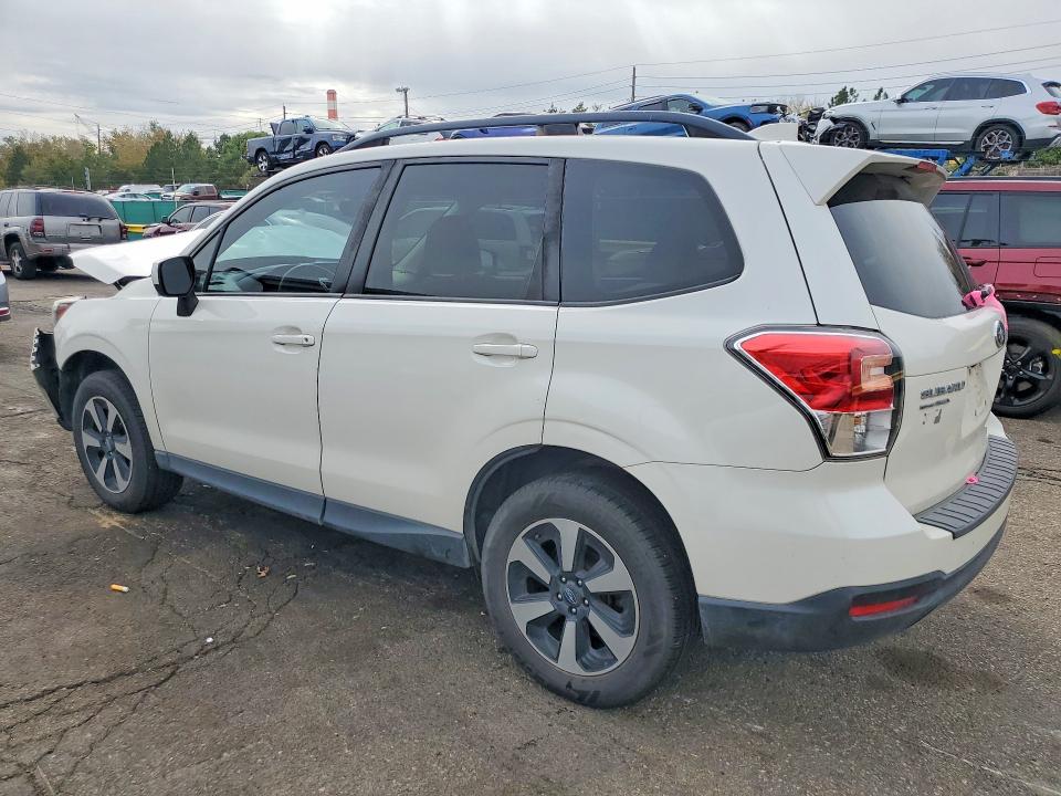 Zdjęcie 2 z aukcji – 2017 SUBARU FORESTER z VIN JF2SJAEC3HH499275