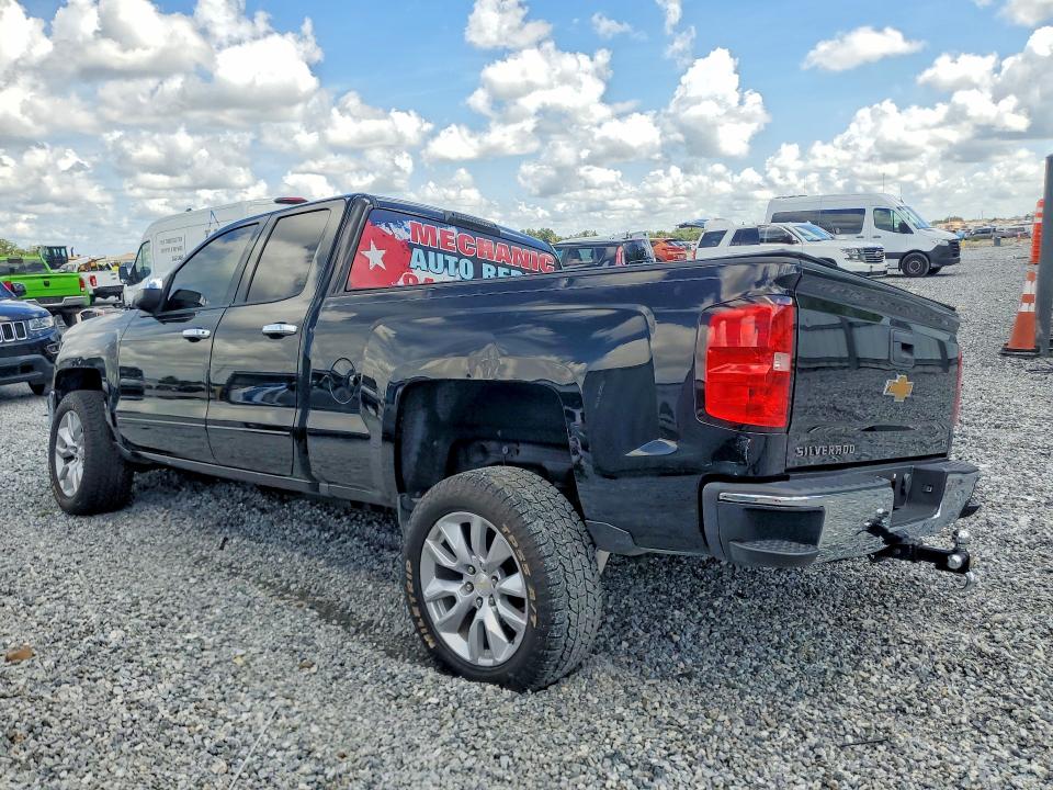 Photo 2 from auction – 2018 CHEVROLET SILVERADO with VIN 1GCRCREH2JZ178538