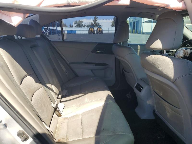 Снимка 10 от търг – 2014 HONDA ACCORD с VIN 1HGCR2F87EA031471