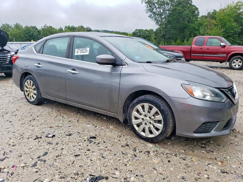 Photo 4 from auction – 2017 NISSAN SENTRA with VIN 3N1AB7AP9HY306024