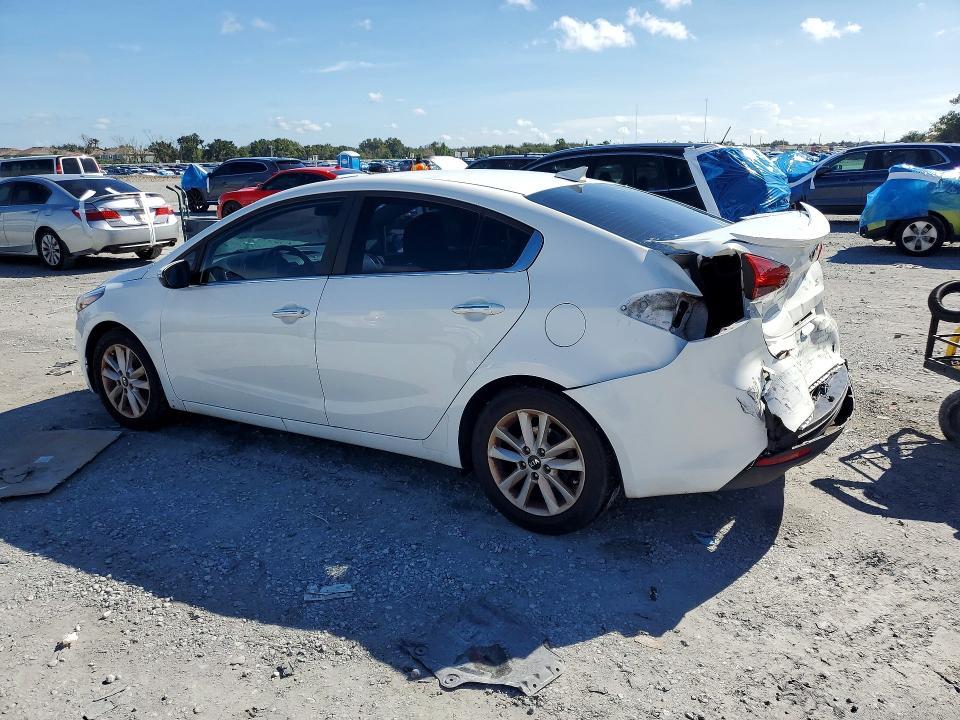 Photo 2 from auction – 2017 KIA FORTE with VIN 3KPFL4A75HE031008