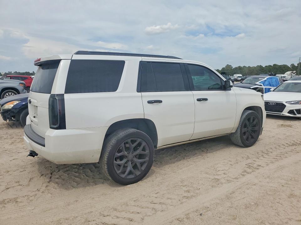 Photo 3 from auction – 2017 CHEVROLET TAHOE with VIN 1GNSCBKC2HR153691