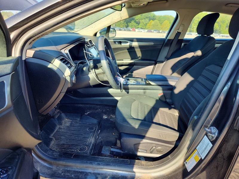 Photo 7 from auction – 2019 FORD FUSION with VIN 3FA6P0LU7KR243253