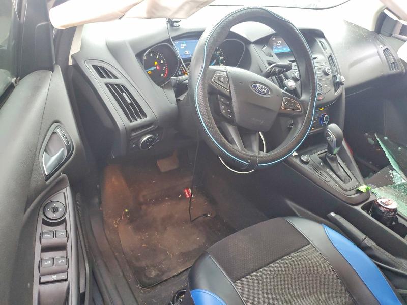 Снимка 8 от търг – 2017 FORD FOCUS с VIN 1FADP3F21HL227379