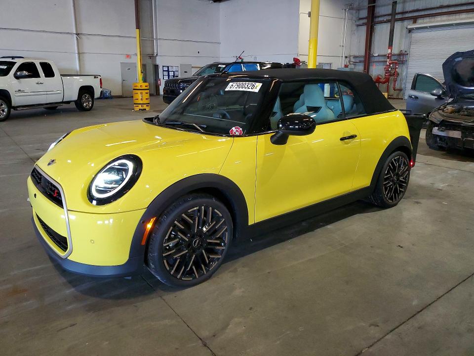 MINI COOPER 2025 z numerem VIN WMW23GX02S2X28129 - Zdjęcie z aukcji