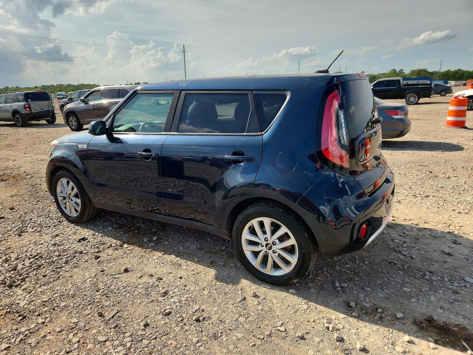 Photo 2 from auction – 2018 KIA SOUL with VIN KNDJP3A5XJ7541769