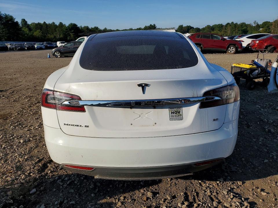 Photo 6 from auction – 2013 TESLA MODEL S with VIN 5YJSA1CN7DFP26366