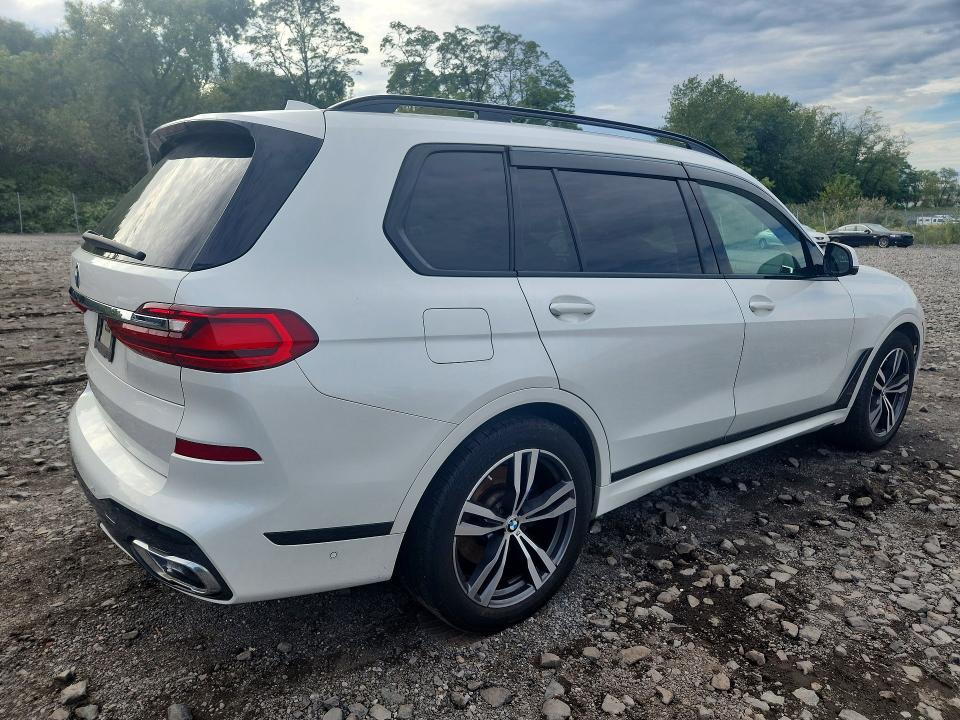 Photo 3 from auction – 2020 BMW X7 with VIN 5UXCW2C09L9B00683