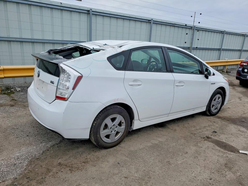 Photo 3 from auction – 2011 TOYOTA PRIUS with VIN JTDKN3DU9B0299919