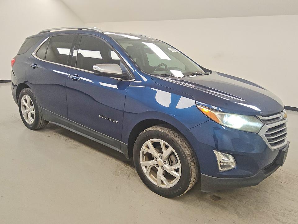 Photo 4 from auction – 2020 CHEVROLET EQUINOX with VIN 2GNAXXEV2L6176337