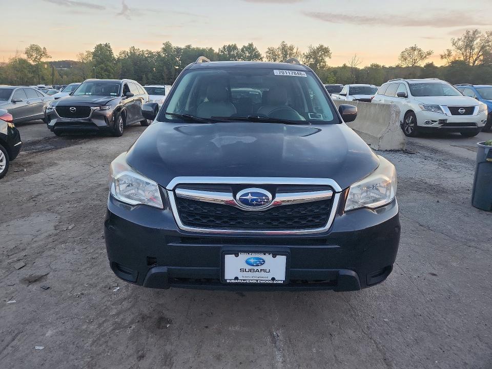 Photo 5 from auction – 2015 SUBARU FORESTER with VIN JF2SJADC4FH464789