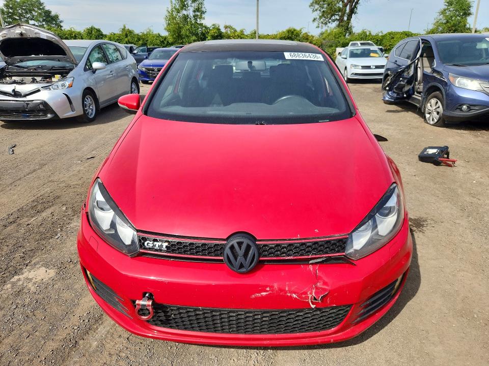 Снимка 5 от търг – 2010 VOLKSWAGEN GTI с VIN WVWGV7AJ1AW266092