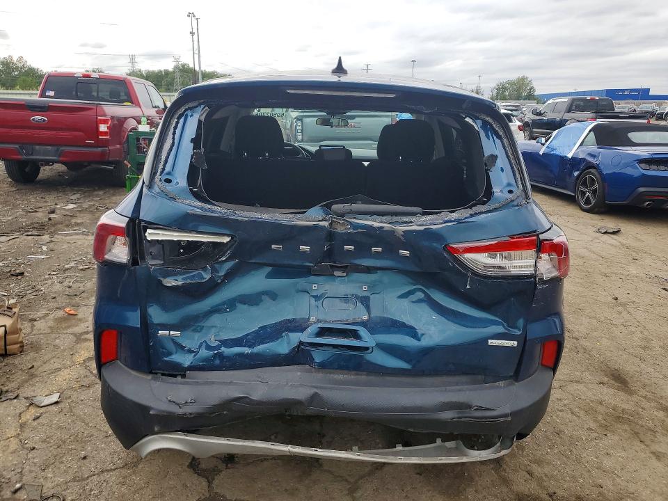 Photo 6 from auction – 2020 FORD ESCAPE with VIN 1FMCU0G60LUA99438