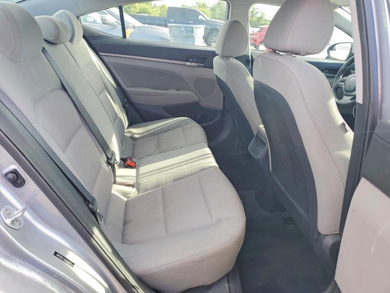 Снимка 10 от търг – 2017 HYUNDAI ELANTRA с VIN 5NPD84LFXHH024287