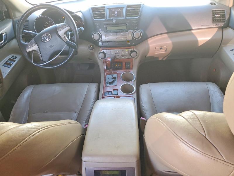 Снимка 8 от търг – 2008 TOYOTA HIGHLANDER с VIN JTEDS42A182014641