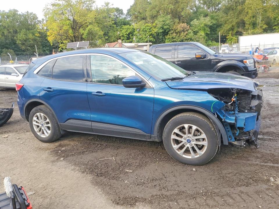 Фото 4 с аукциона – 2020 FORD ESCAPE с VIN 1FMCU9G60LUC62366