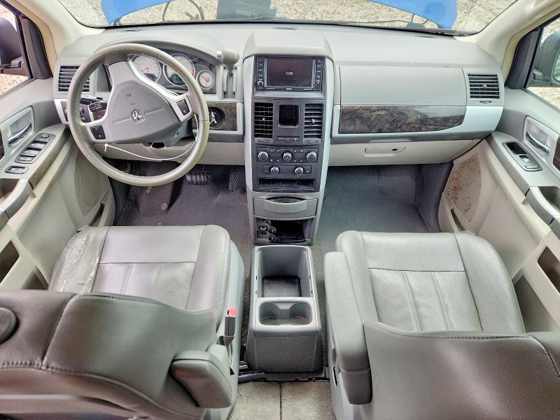 Photo 8 from auction – 2010 DODGE GRAND CARAVAN with VIN 2D4RN5DX3AR123623