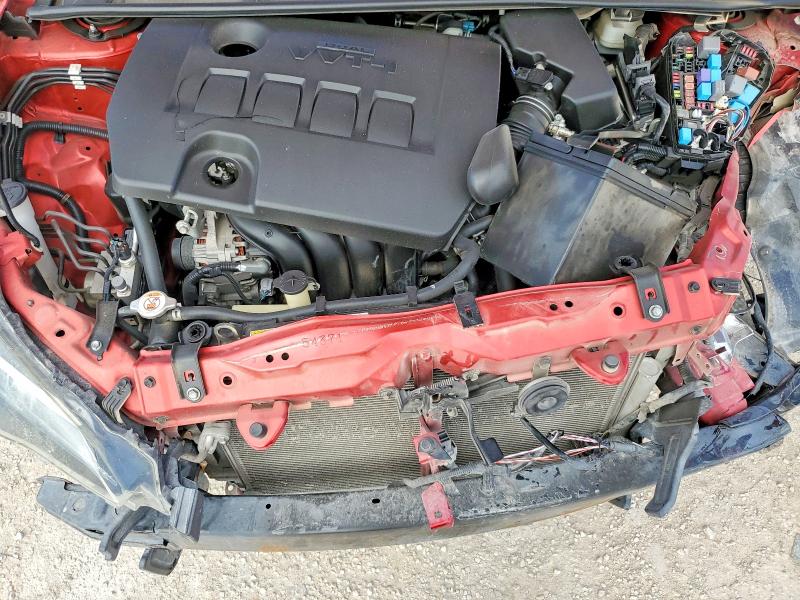 Снимка 11 от търг – 2019 TOYOTA COROLLA с VIN 2T1BURHE3KC226141