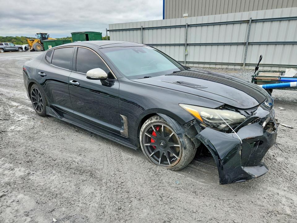 Foto 4 de la subasta – 2018 KIA STINGER con VIN KNAE55LC1J6018397