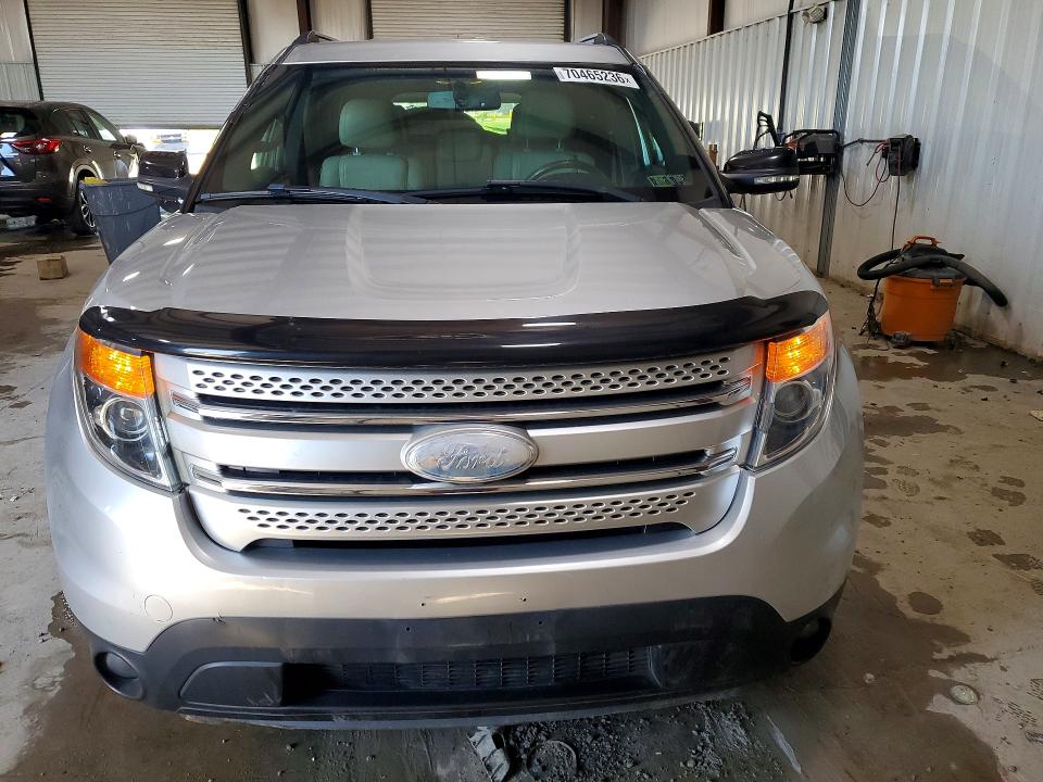 Photo 5 from auction – 2013 FORD EXPLORER with VIN 1FM5K8D86DGA63952