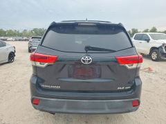 Photo 6 from auction – 2018 TOYOTA HIGHLANDER with VIN 5TDJZRFH3JS555325