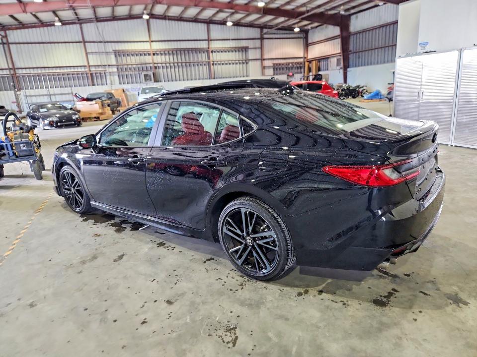 Фото 2 с аукциона – 2026 TOYOTA CAMRY с VIN 4T1DAACKXTU687868