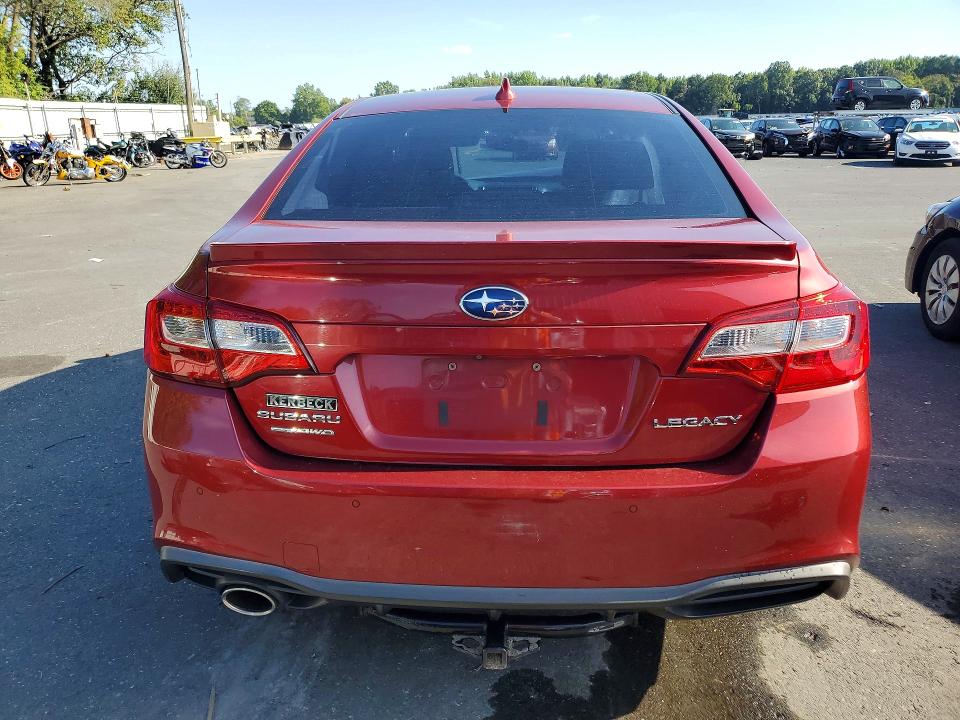 Foto 6 de la subasta – 2018 SUBARU LEGACY con VIN 4S3BNAS65J3011609