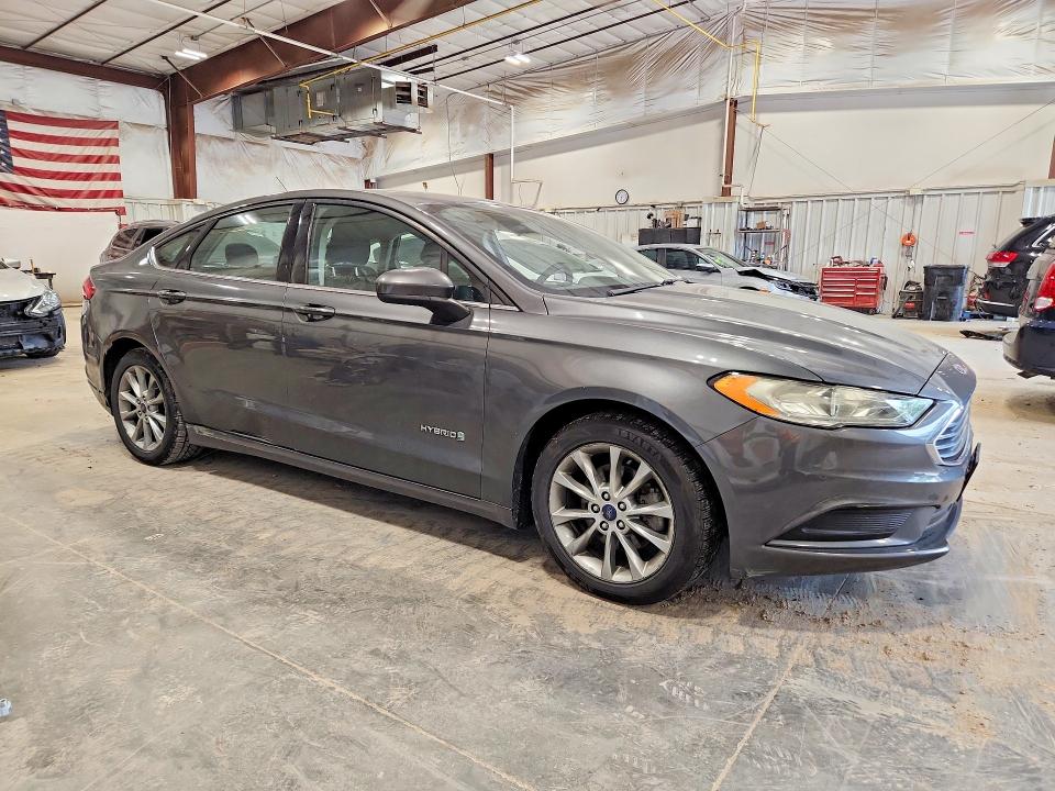 Photo 4 from auction – 2017 FORD FUSION with VIN 3FA6P0LU9HR358526