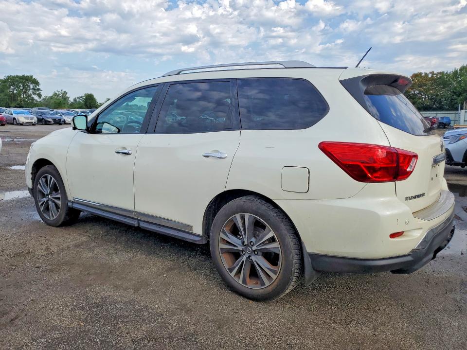 Снимка 2 от търг – 2017 NISSAN PATHFINDER с VIN 5N1DR2MM3HC678974
