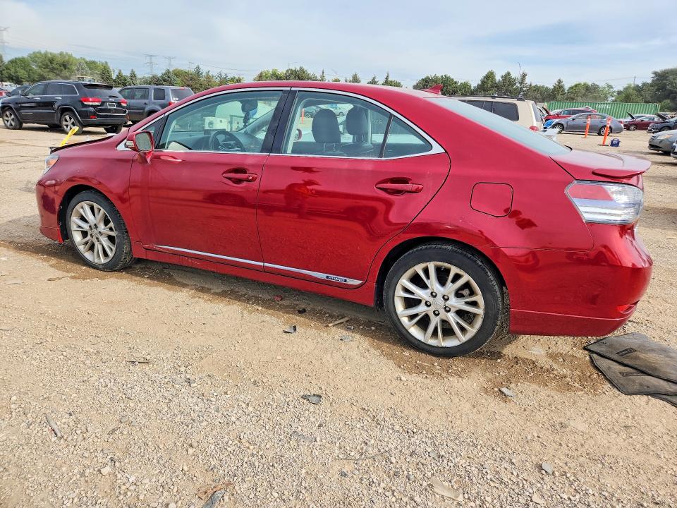 Photo 2 from auction – 2010 LEXUS HS with VIN JTHBB1BA5A2002944