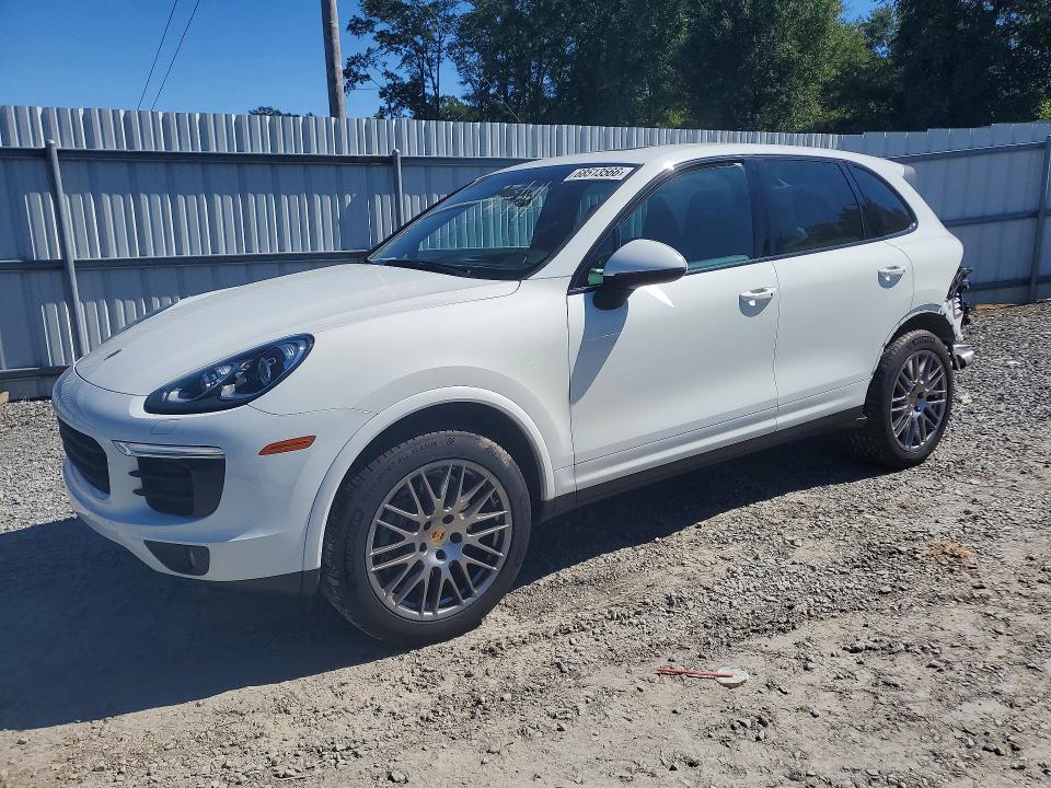 PORSCHE CAYENNE 2017 with VIN WP1AA2A24HKA82424 - Photo from auction