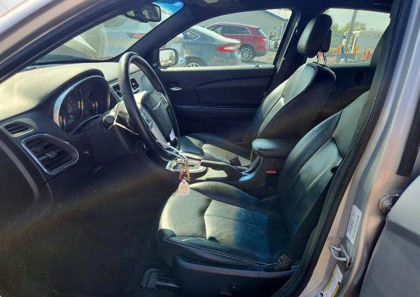 Photo 7 from auction – 2011 CHRYSLER 200 with VIN 1C3BC2FG9BN527531