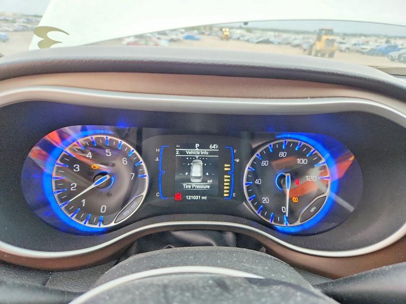 Photo 9 from auction – 2019 CHRYSLER PACIFICA with VIN 2C4RC1AG6KR597583
